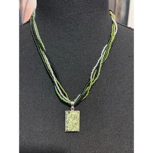Green Onyx Stone Pendant Sterling Silver 925 Clasp Multistrand Seed Bead Necklac